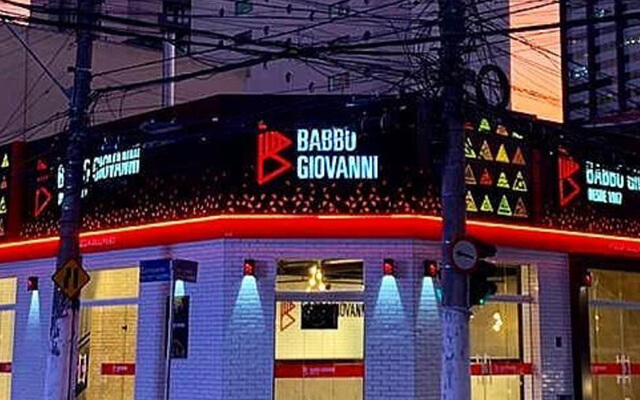 Fachada Luminoso Babbo Giovanni Pizzaria
